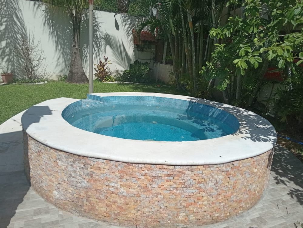 Quinta Jardín Secreto · jacuzzi